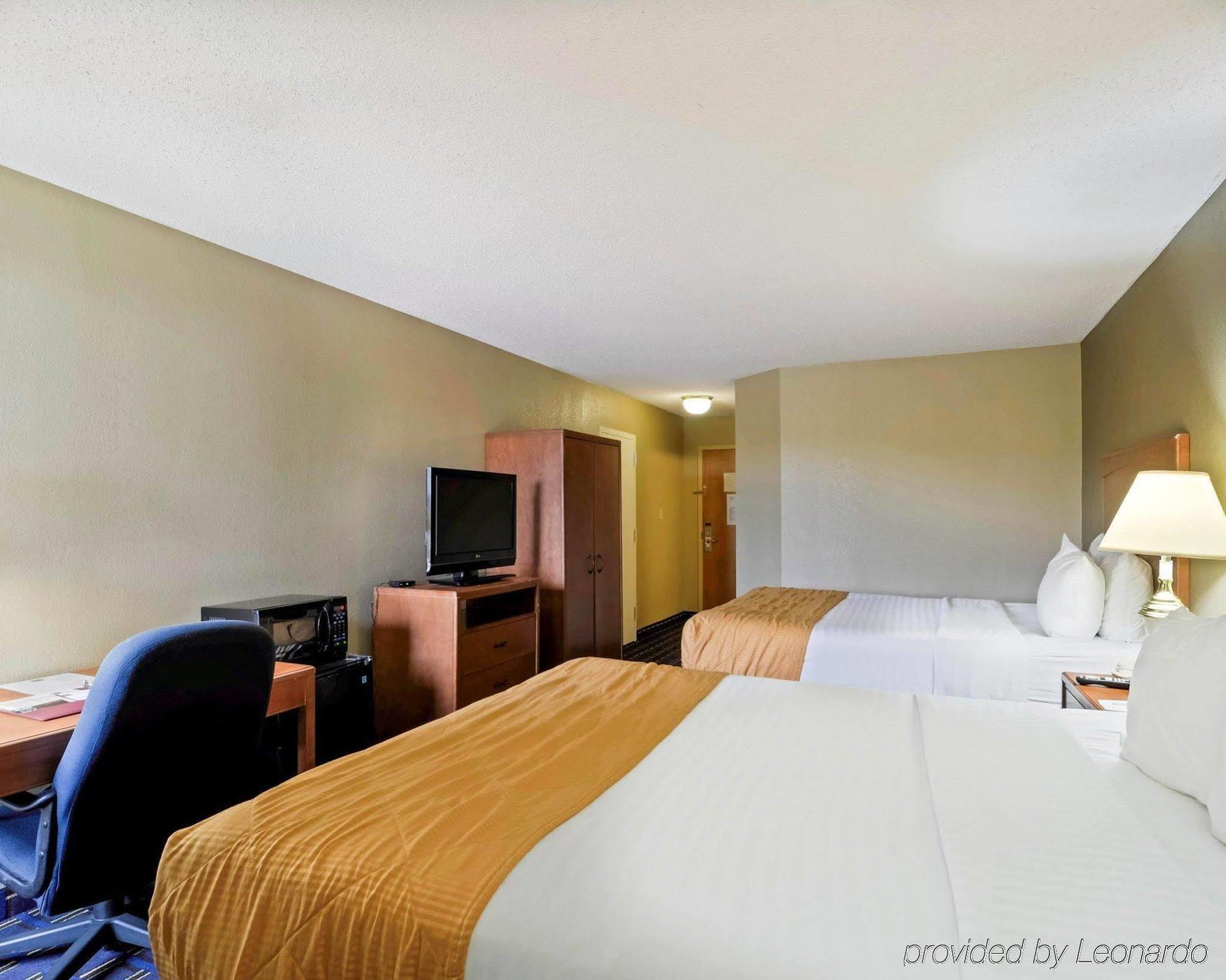 Clarion Inn Asheville Airport Fletcher Zewnętrze zdjęcie